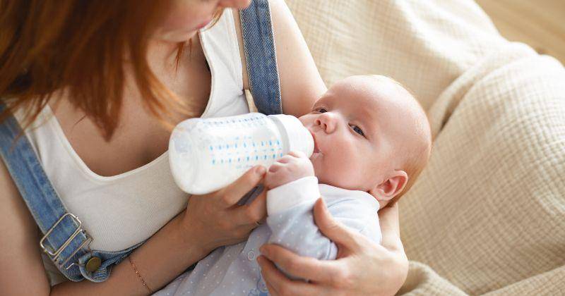 Bayi Satu Bulan Minum Susu Berapa ml?